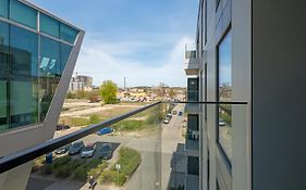 Wave Apartments - Yacht Park